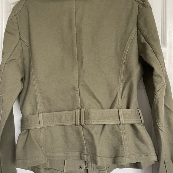 Banana Republic belted Jean jacket. Army green. - Picture 5 of 7